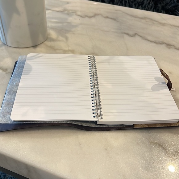 New COACH Signature Canvas Notebook , planner, journal, diary beige brown - Picture 3 of 12
